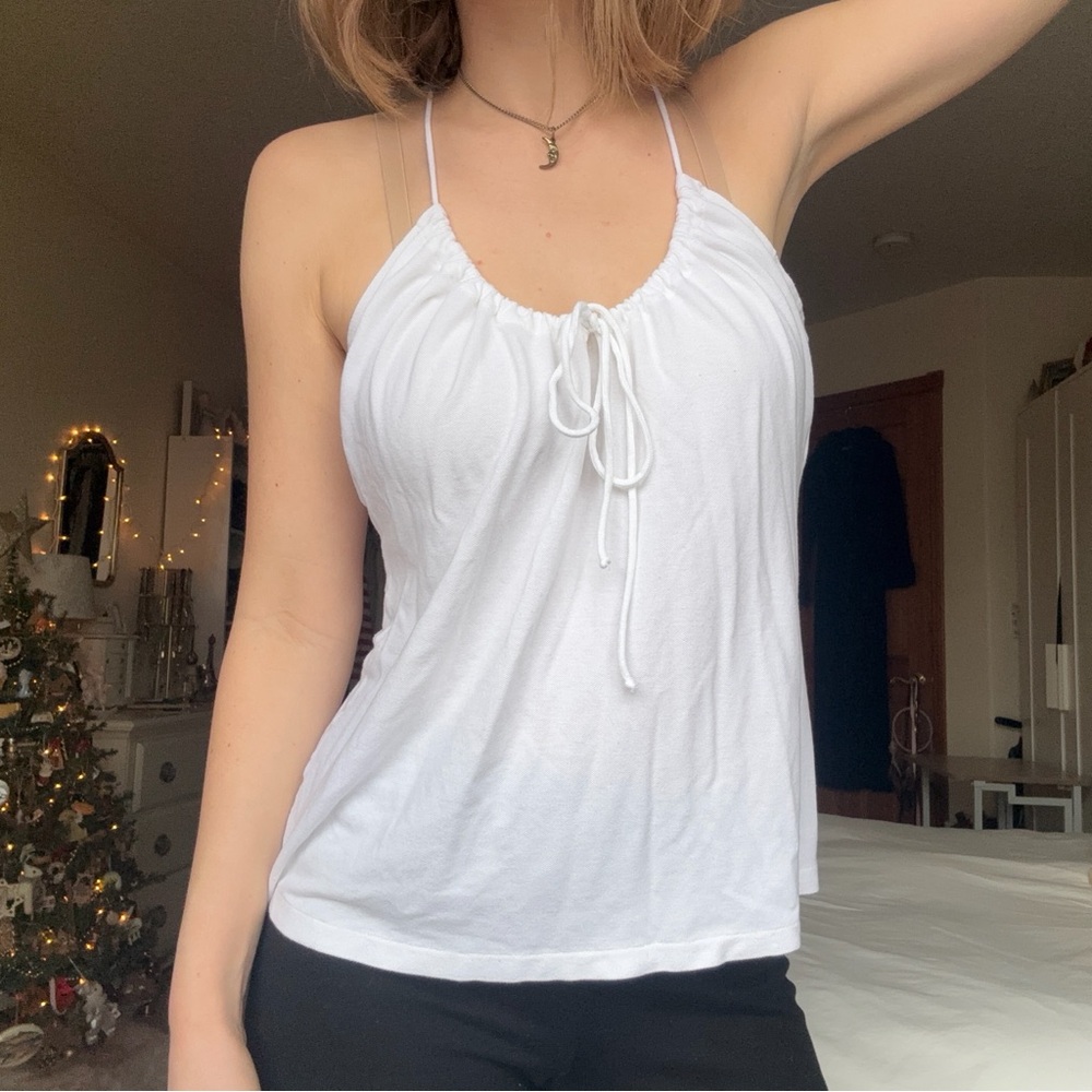united colors of benetton white halterneck adjustable flowy tank top - Picture 3 of 16